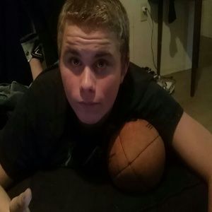 Meet your Posher, Sally