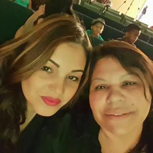 Meet your Posher, Lydia