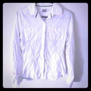 Button up shirt converse
