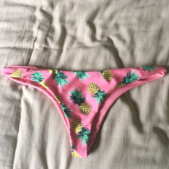 Wildfox pineapple print bottoms