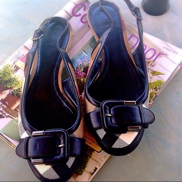 SOLD. Pre-Loved Burberry Swing backs Shoes