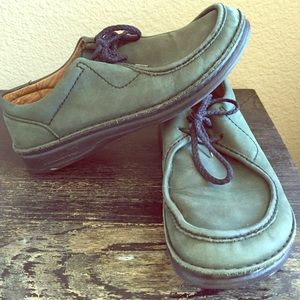 RARE Closed Toe Green Leather Birkenstocks