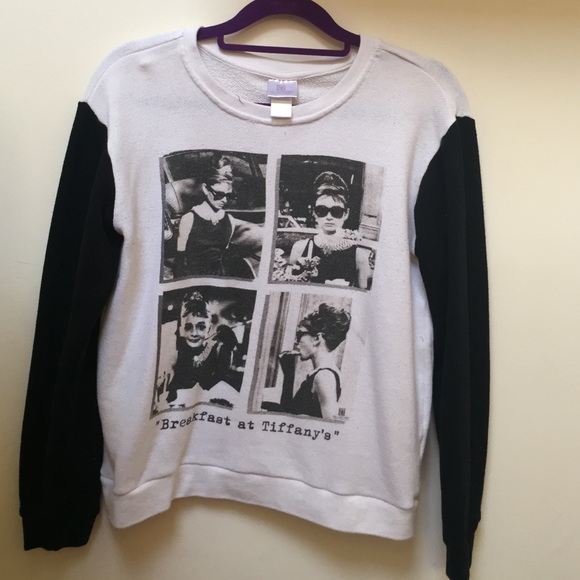 Modern Sweater 💕