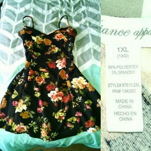 Juniors Plus Dress NWOT
