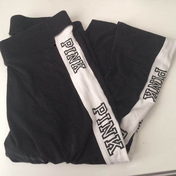 Victoria's Secret pink fashion logo leggings