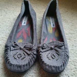 Beaded grey flats