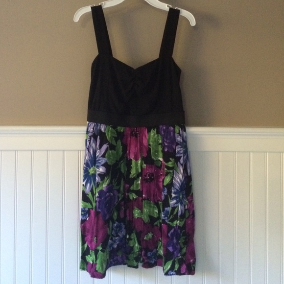 Delia's Black & Floral Dress Size Extra Small