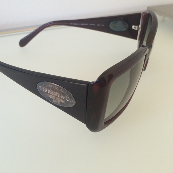 Original Tiffany & Co. Sunglasses - Picture 2 of 4