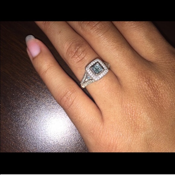 Kay Jewelers Jewelry - Engagement ring w/ Aqua diamonds