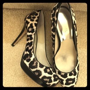 Michael Kors genuine cowhide heels