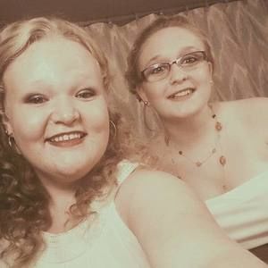 Meet your Posher, Caitlyn