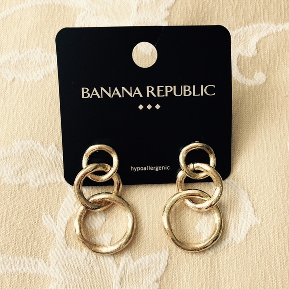 Banana Republic Jewelry - Banana Republic golden earrings set
