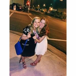 Meet your Posher, Mallory