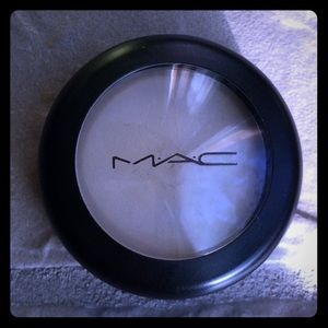 MAC PEARL