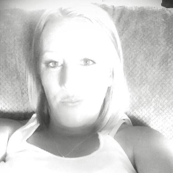 Meet your Posher, Renea - Picture 1 of 1