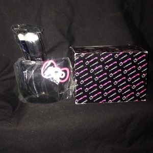 Hello Kitty MAC Brush Collection