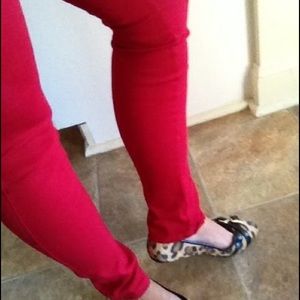 Red skinny jeans