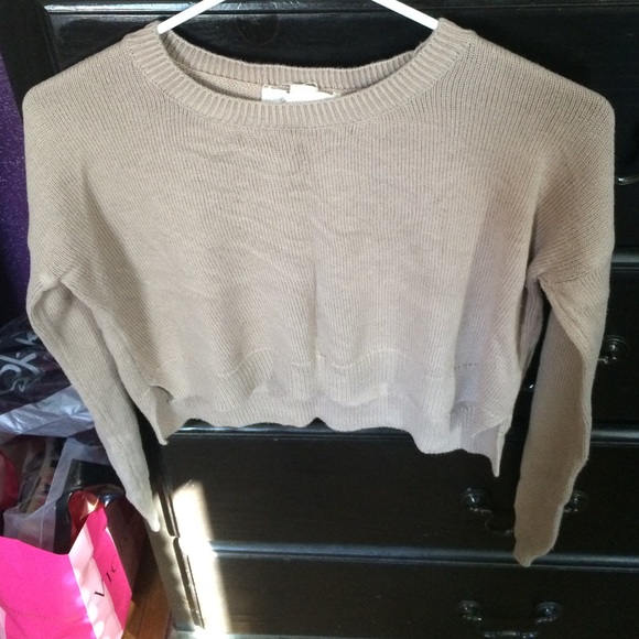 Cropped sweater
