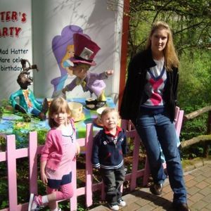 Meet your Posher, Angela