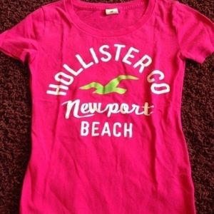 Hollister pink tee
