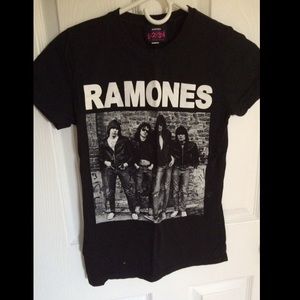 Ramones Tee