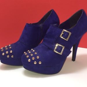 🔥🔥Guess Brand Royal Blue High Heeled Booties