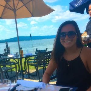 Meet your Posher, Alana