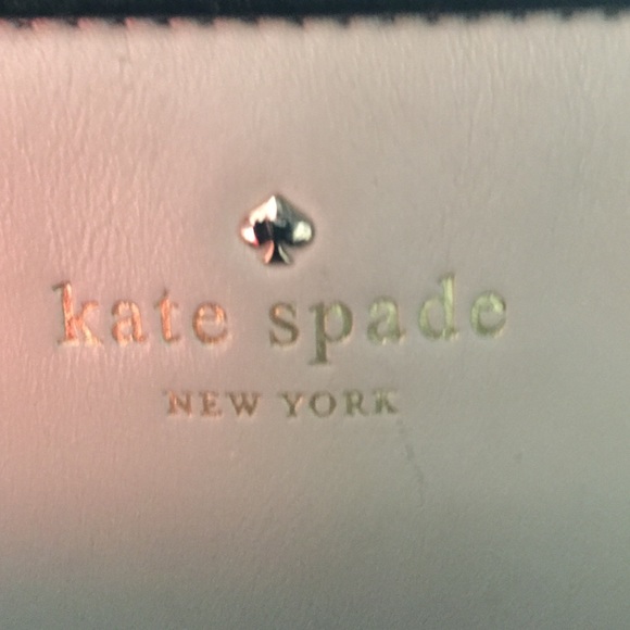 Meet your Posher, Ellie - Picture 1 of 1