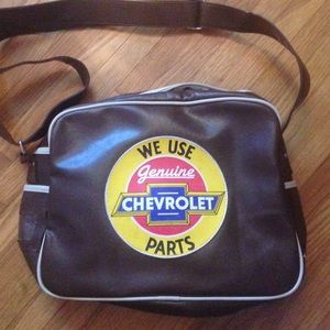Adorable Chevy messenger bag!