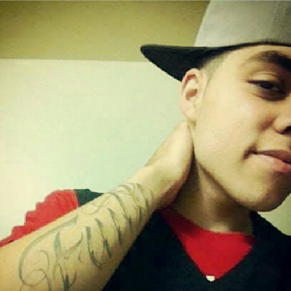 Meet your Posher, Alicia - Picture 6 of 8