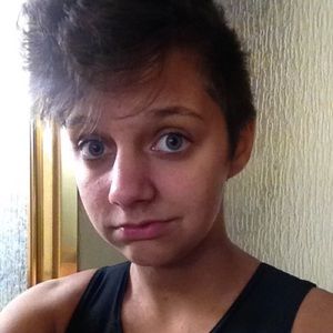 Meet your Posher, Anika