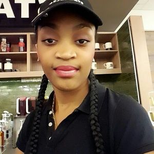 Meet your Posher, Teyuana