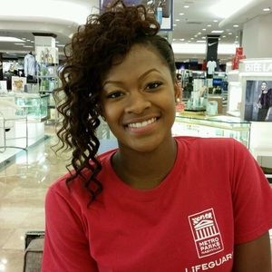 Meet your Posher, Veronica