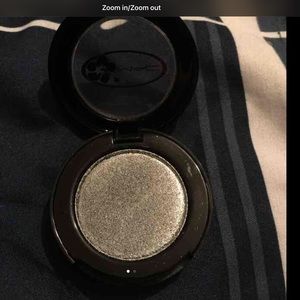 Mac eyeshadow