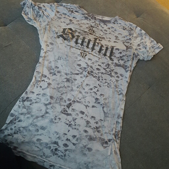 Skull shirt