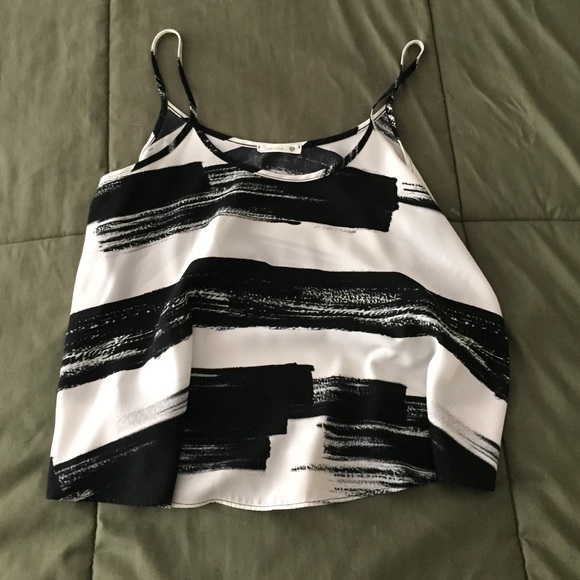 BLACK AND WHITE TANK TOP - Picture 2 of 2
