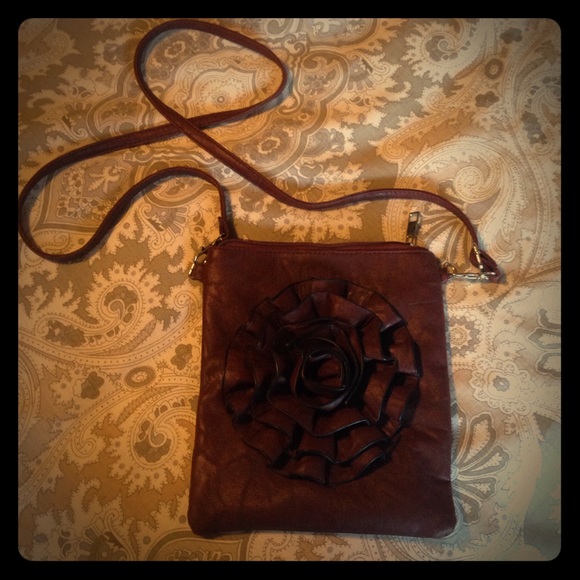 Hands free purse