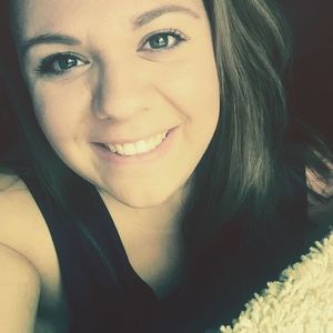 Meet your Posher, Nikki