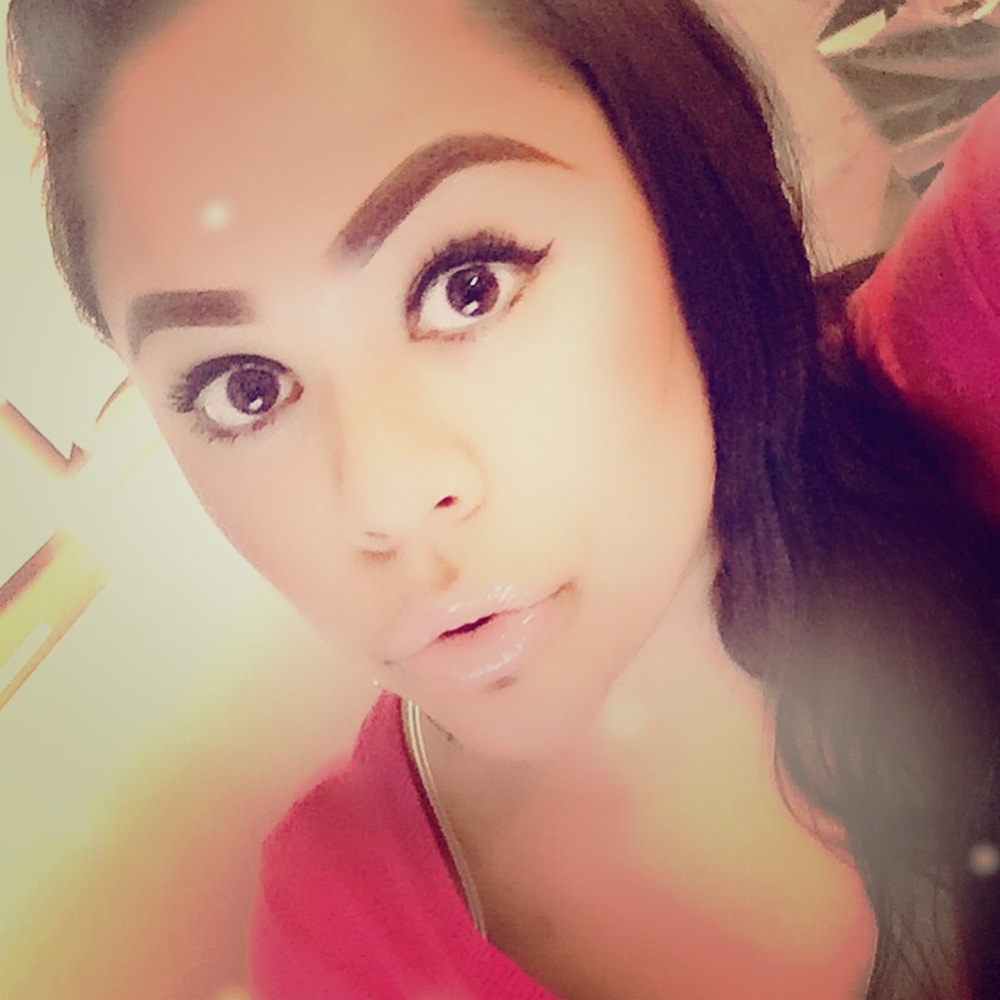 Meet your Posher, Mari