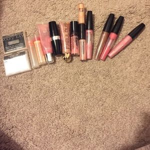 11lip products&2 MaryKay eyeshadows makeupbag also