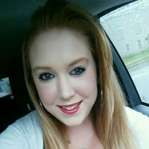Meet your Posher, Chelsey