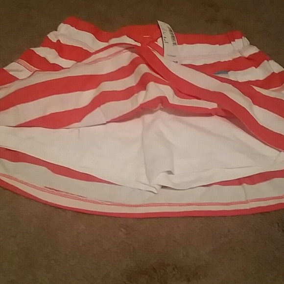 Shorts - Picture 2 of 2