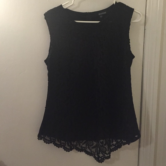 Fancy black lace top, XL