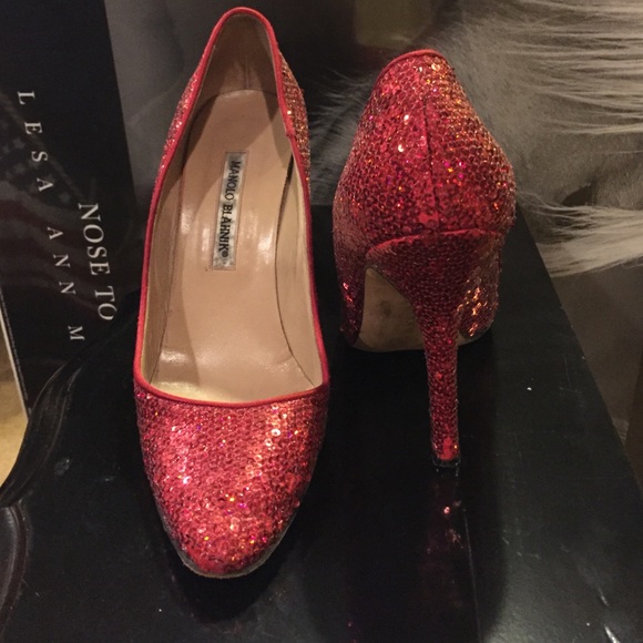 Manolo Blahnik Bb Ruby Ferrari Red Sequin Pumps - Picture 2 of 4