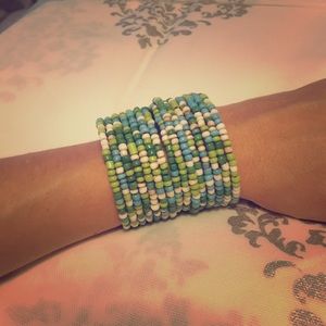 Fun beaded bangle bracelet!