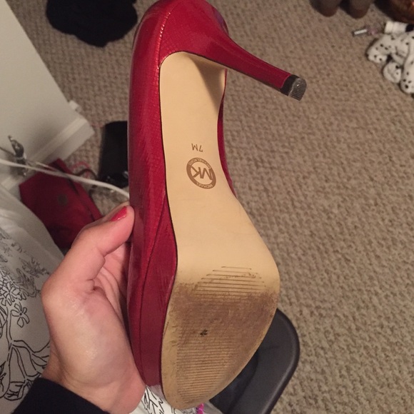 Amazing Michael Michael Kors Pumps!!! - Picture 3 of 4