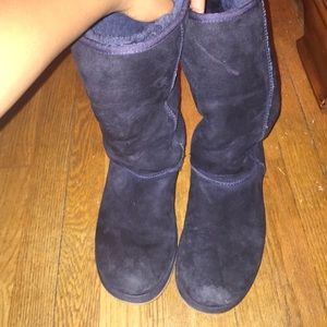 Navy blue uggs