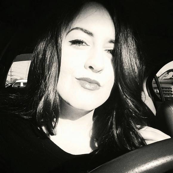 Meet your Posher, Faith