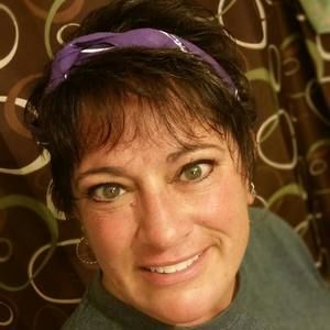 Meet your Posher, Debbie