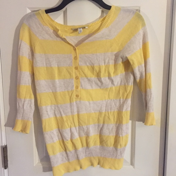 Stripped yellow and white shirt!